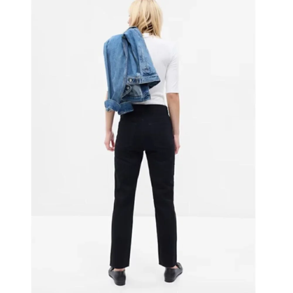 GAP 90's High Rise Cheeky Straight Cigarette Jeans Black Size 31/12 NWT RT$80
